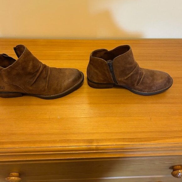 BORN Brown Leather Distressed Ankle Boots hardly worn - Picture 2 of 5